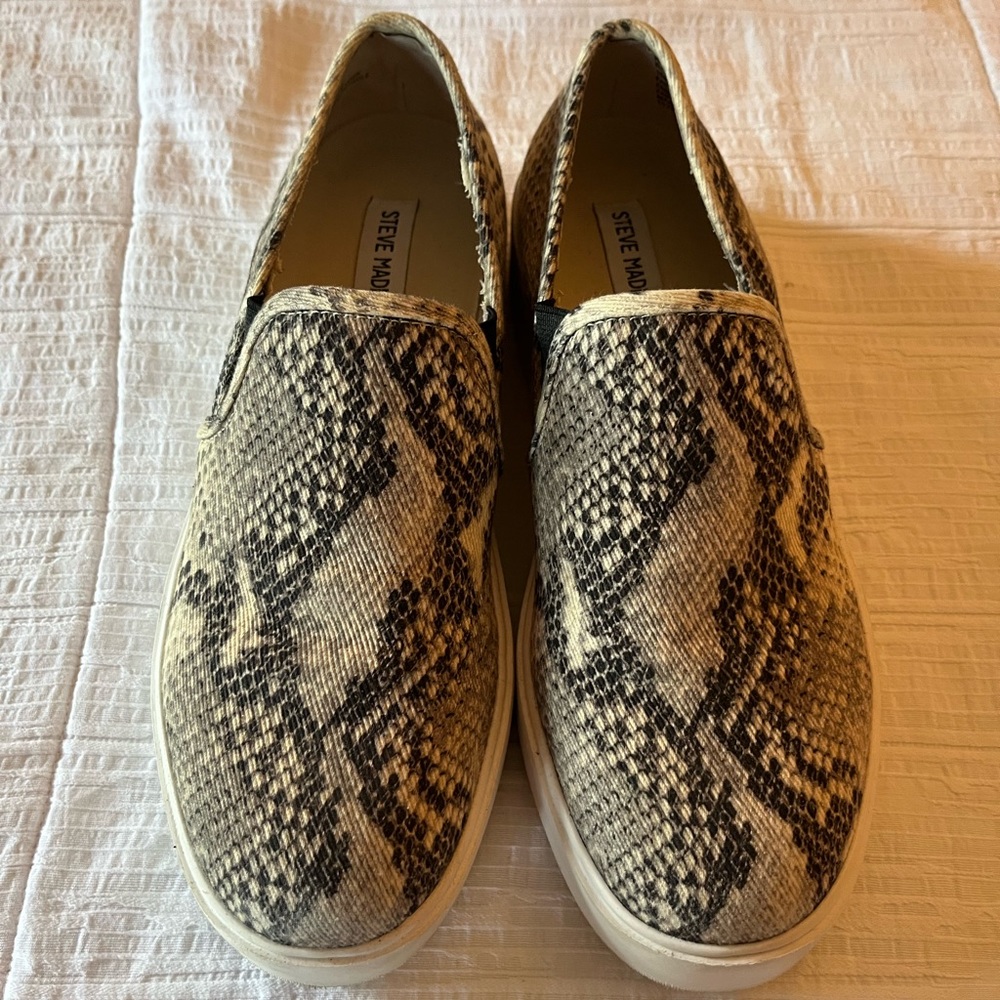 Steve Madden Rogue Platform Slip-On Sneaker - Size 10M